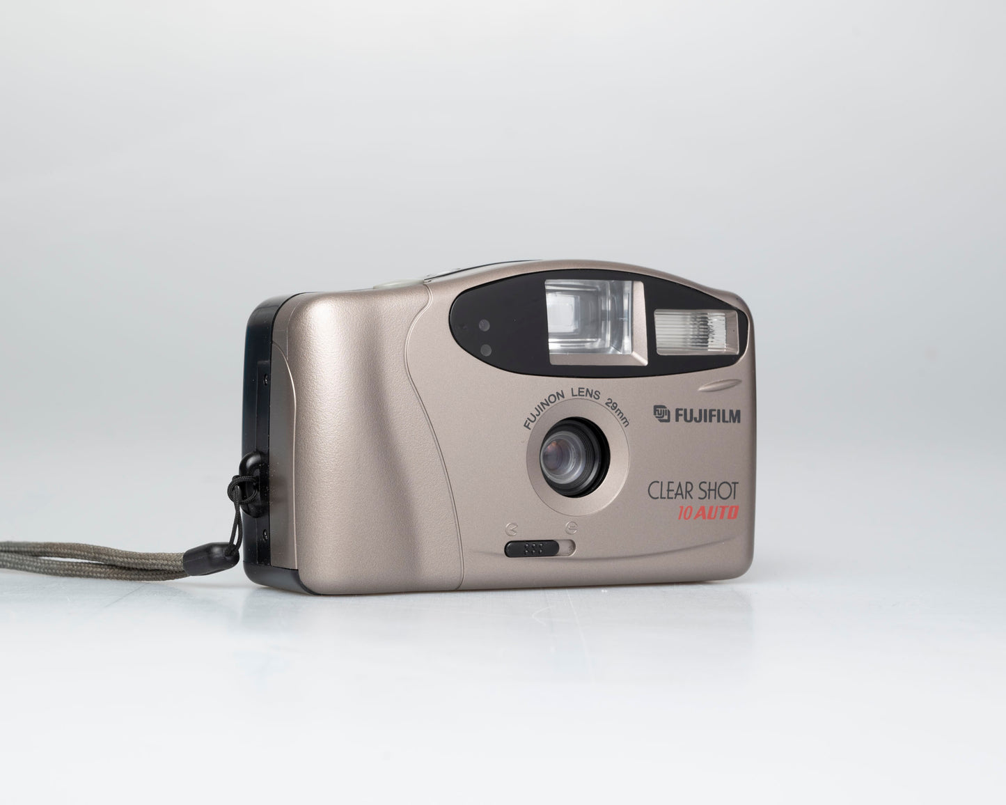 Fujifilm Clear Shot 10 Auto 35mm film camera w/ case (serial 4011813)