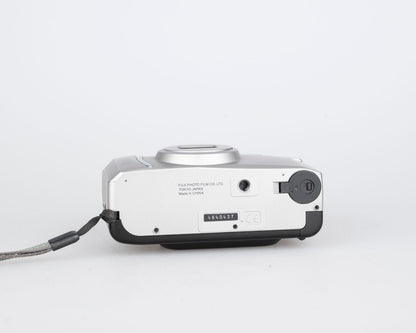 Appareil photo Fujifilm Discovery 700S Zoom Date 35 mm avec étui (série 4840437)