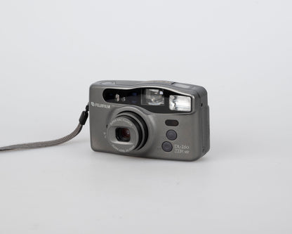 Fujifilm DL-260 Zoom MR 35mm camera w/ case (serial 80706760)