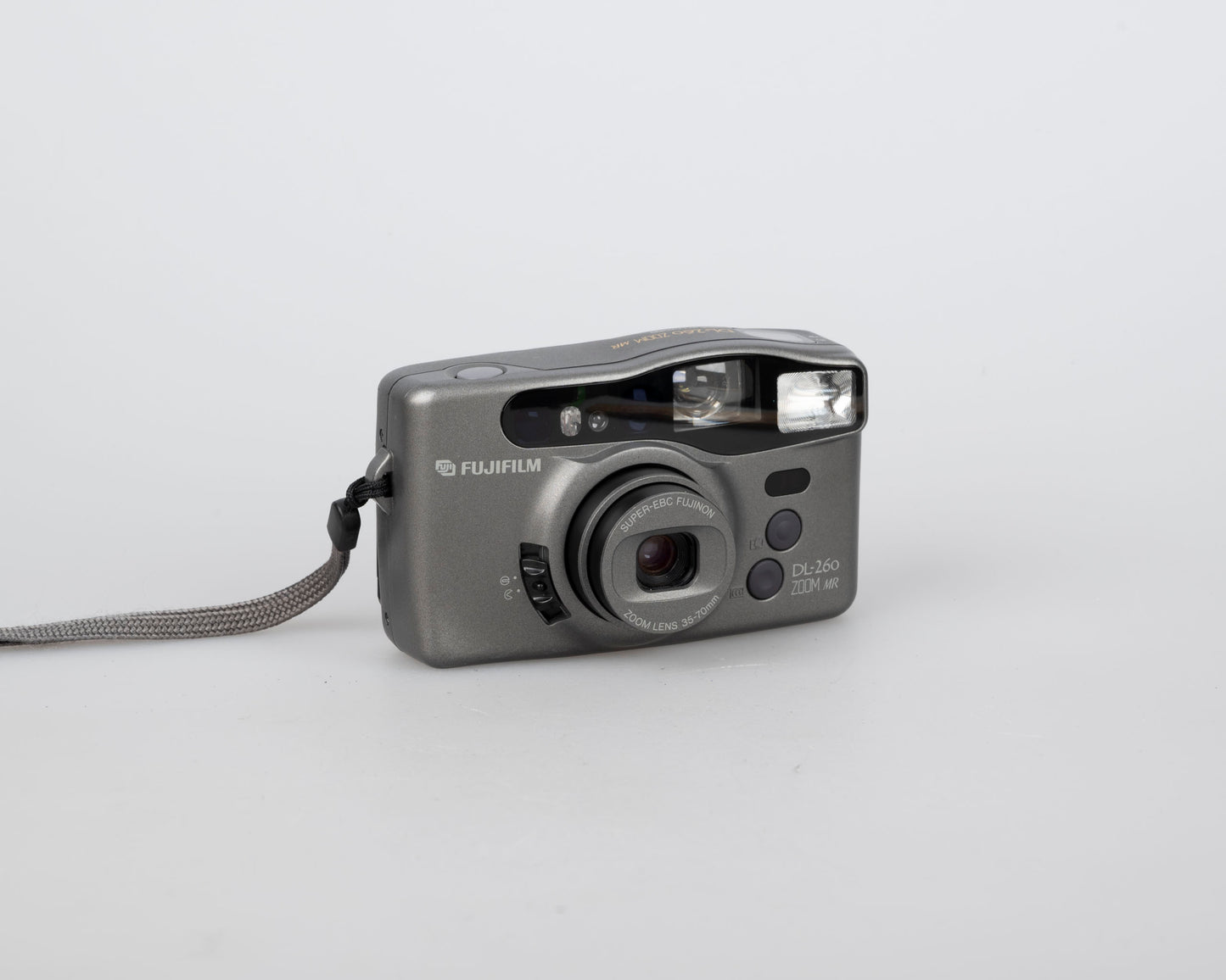 Fujifilm DL-260 Zoom MR 35mm camera w/ case (serial 80706760)