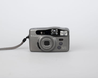 Fujifilm DL-260 Zoom MR 35mm camera w/ case (serial 80706760)