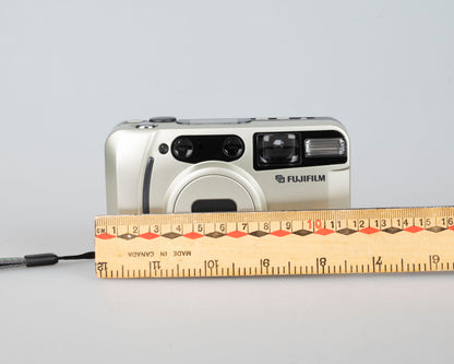Appareil photo Fujifilm DL-270 Zoom Super 35 mm avec boîte, étui et manuel (série 4990959)