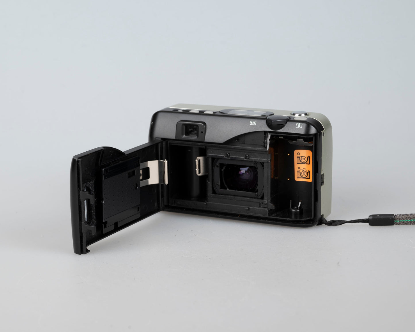 Appareil photo Fujifilm DL-270 Zoom Super 35 mm avec boîte, étui et manuel (série 4990959)