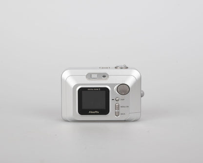 Fujifilm Finepix A200 2 MP capteur CCD appareil photo numérique (utilise des piles AA + cartes xD)