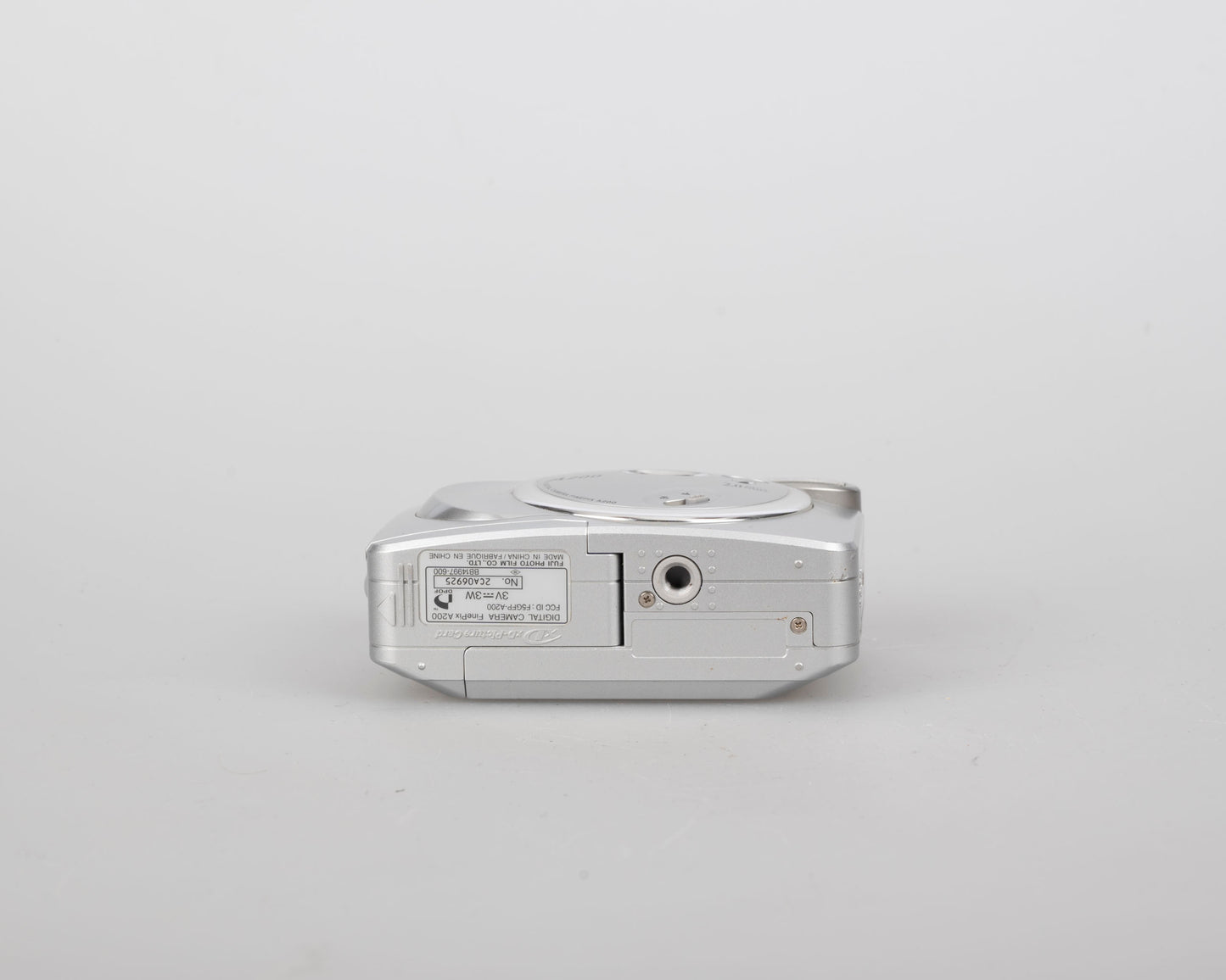 Fujifilm Finepix A200 2 MP capteur CCD appareil photo numérique (utilise des piles AA + cartes xD)