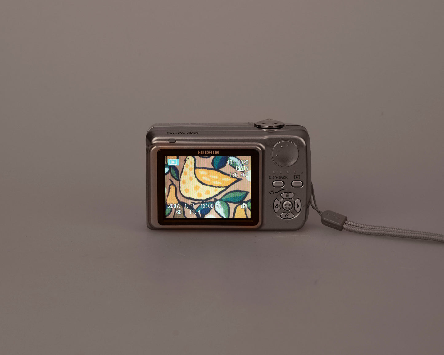 Fujifilm Finepix A610 6.3 MP CCD sensor digicam (uses AA batteries + xD cards)