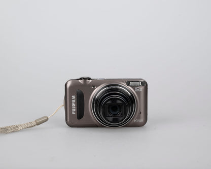 Fujifilm Finepix T300 digicam w/ 14 MP CCD sensor w/ box + battery + charger + manual
