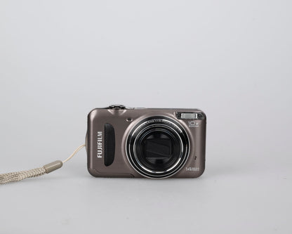 Fujifilm Finepix T300 digicam w/ 14 MP CCD sensor w/ box + battery + charger + manual