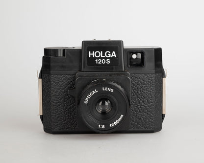 Vintage Holga 120S medium format camera w/ original box, strap, and lens cap