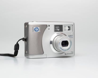 HP Photosmart 735 3.2 MP CCD sensor digicam w/ 512MB SD (serial Q2210A)
