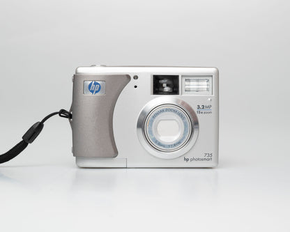 HP Photosmart 735 3.2 MP CCD sensor digicam w/ 512MB SD (serial Q2210A)