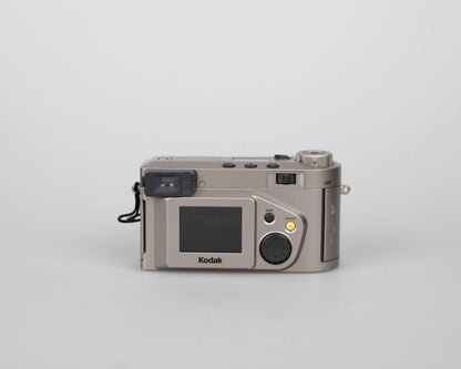 Kodak DC4800 3.1 megapixel CCD digicam w/ 256 MB CF card + battery + charger