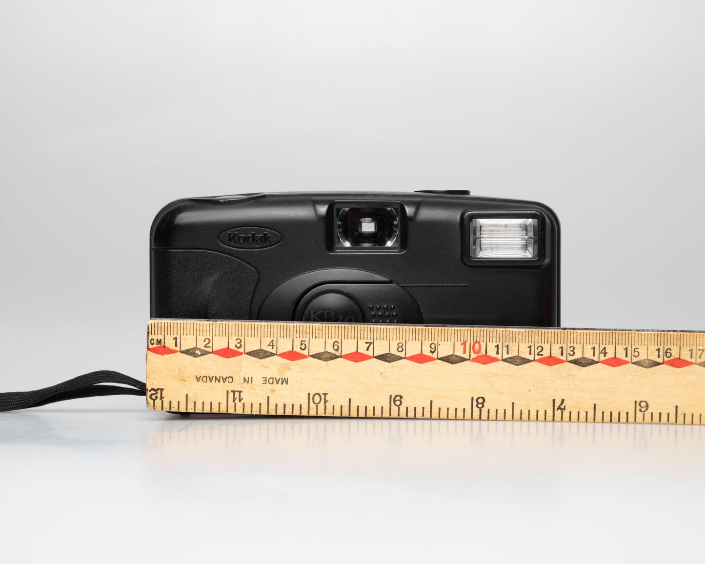 Kodak KB10 35mm camera (serial 1676902)