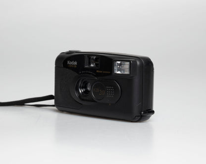 Appareil photo Kodak KB20 35mm avec manuel d'utilisation (série 4484799)