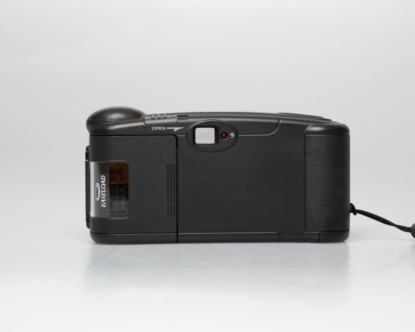 Kodak KE40 Easyload 35mm camera (serial 0652570)