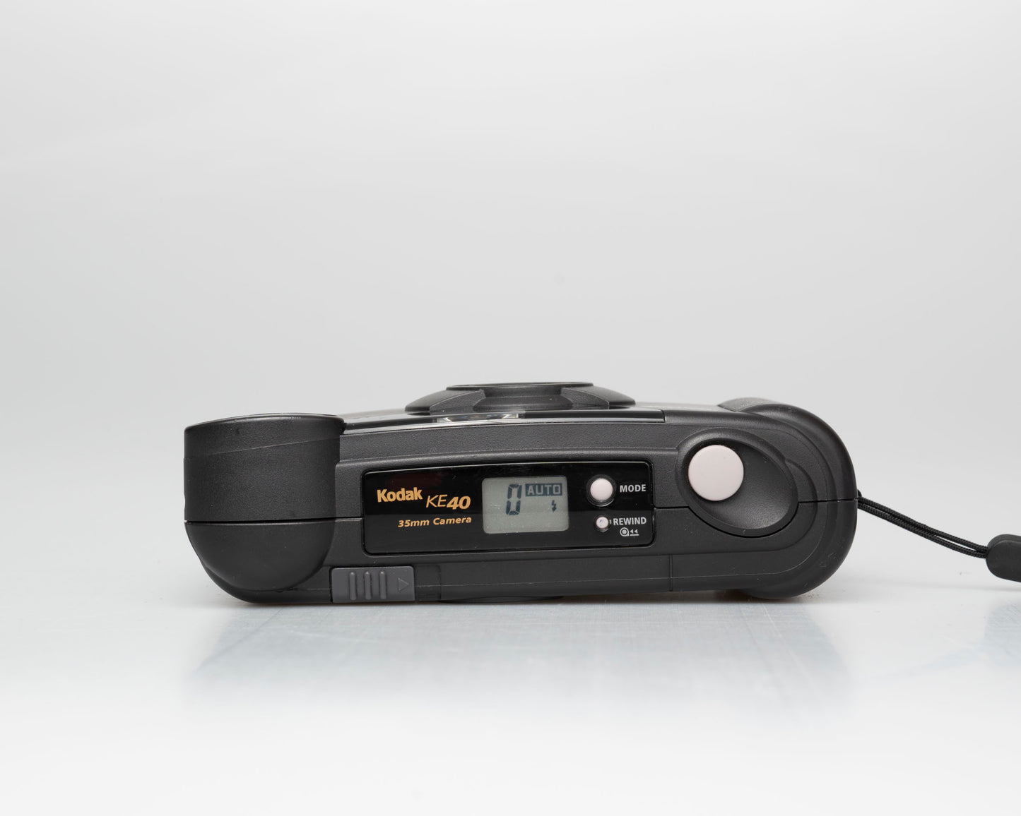 Kodak KE40 Easyload 35mm camera (serial 0652570)