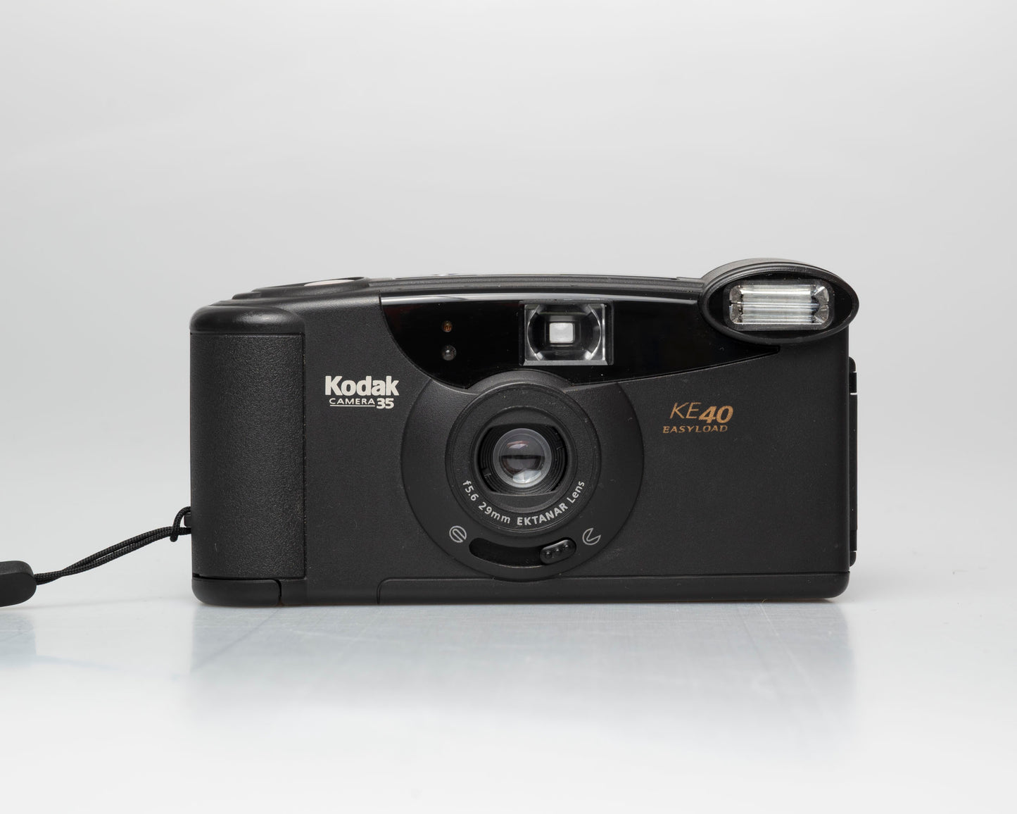 Kodak KE40 Easyload 35mm camera (serial 0652570)
