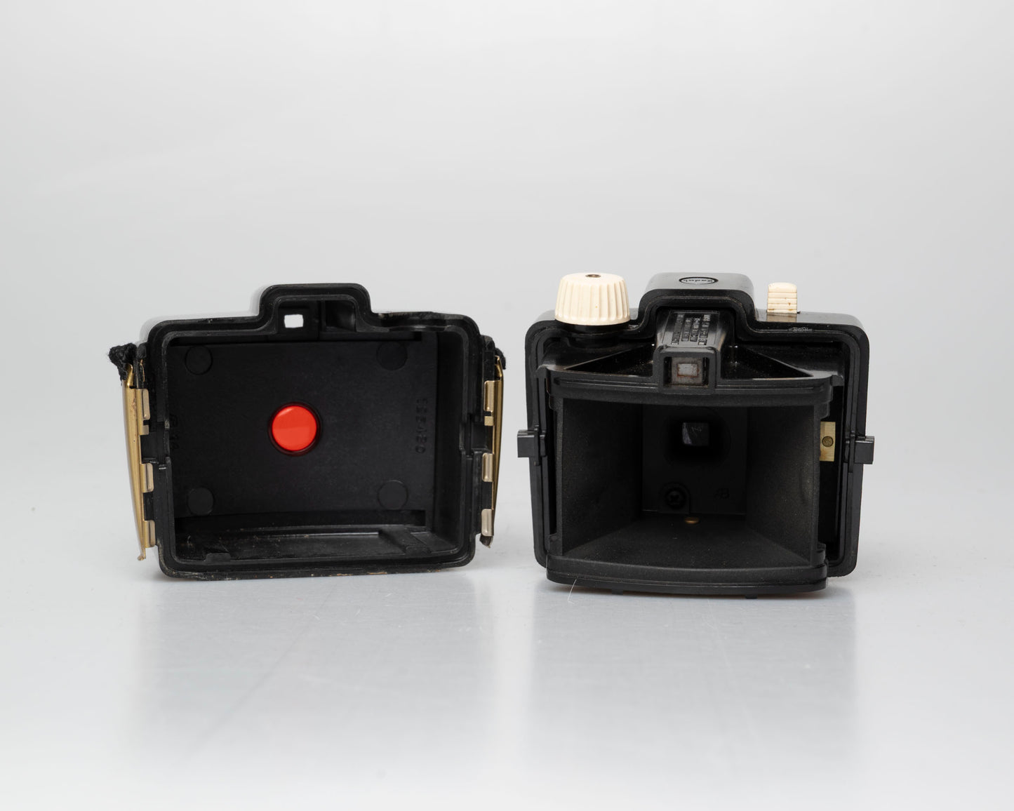 Kodak Brownie Bullet vintage camera (uses 127 film)