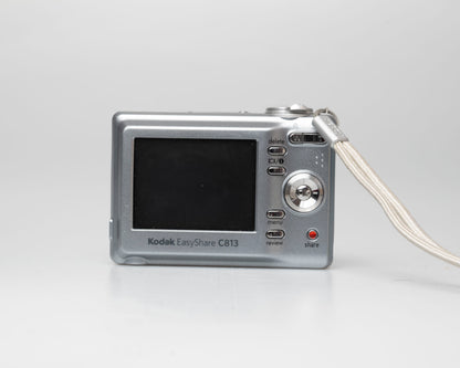 Kodak EasyShare C813 8.2 MP digicam w/ original box + manual + 4GB SD card (serial KCGHRB2711936)