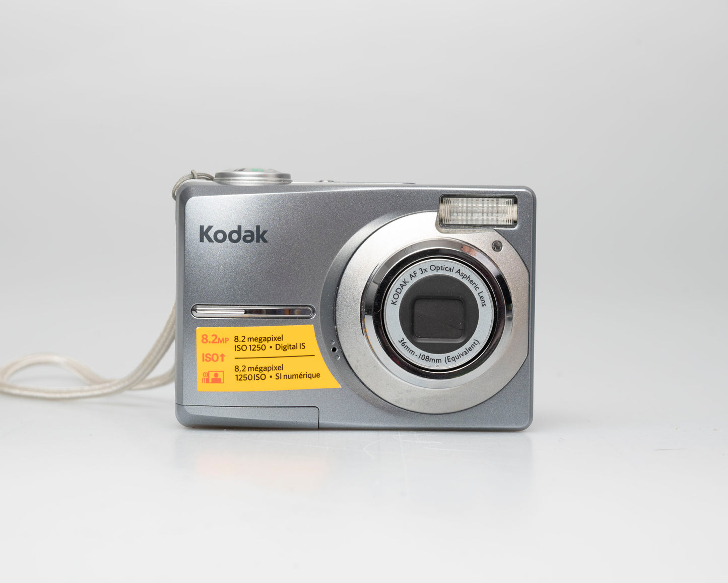 Kodak EasyShare C813 8.2 MP digicam w/ original box + manual + 4GB SD card (serial KCGHRB2711936)