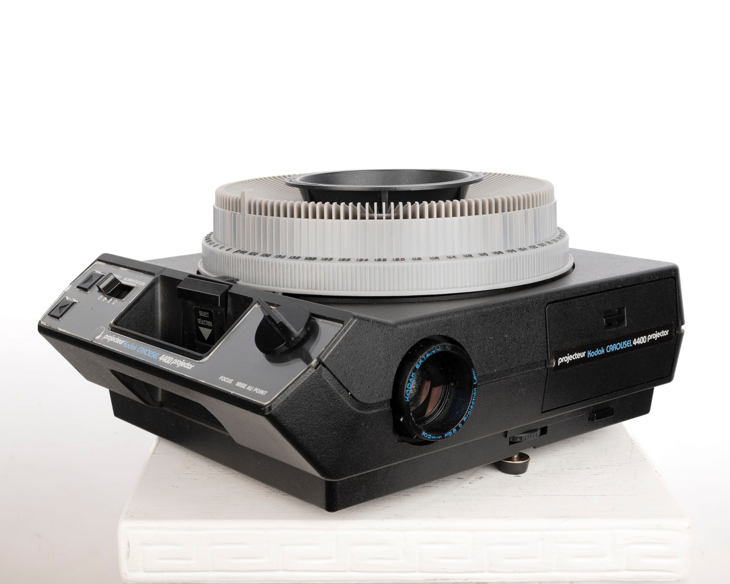 Projecteur de diapositives Kodak Carousel 4400 35 mm avec objectif Ektanar C 102 mm f2.8 (série 140686)