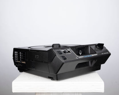 Kodak Carousel 4600 35mm slide projector w/ Ektanar C 102mm f2.8 lens (155965)