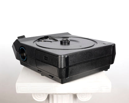 Kodak Carousel 4600 35mm slide projector w/ Ektanar C 102mm f2.8 lens (serial 179613)