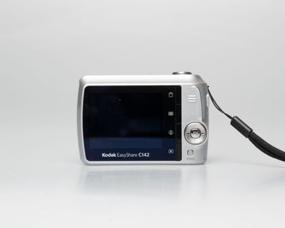 Kodak Easyshare C142 10 MP CCD sensor digicam w/ 1 GB SD card (serial KCTFM01010999)