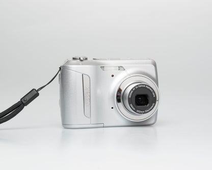 Kodak Easyshare C142 10 MP CCD sensor digicam w/ 1 GB SD card (serial KCTFM01010999)