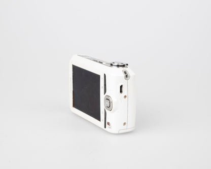 Kodak Easyshare C1530 digicam w/ 14 MP CCD sensor (uses AA batteries and SD memory cards)