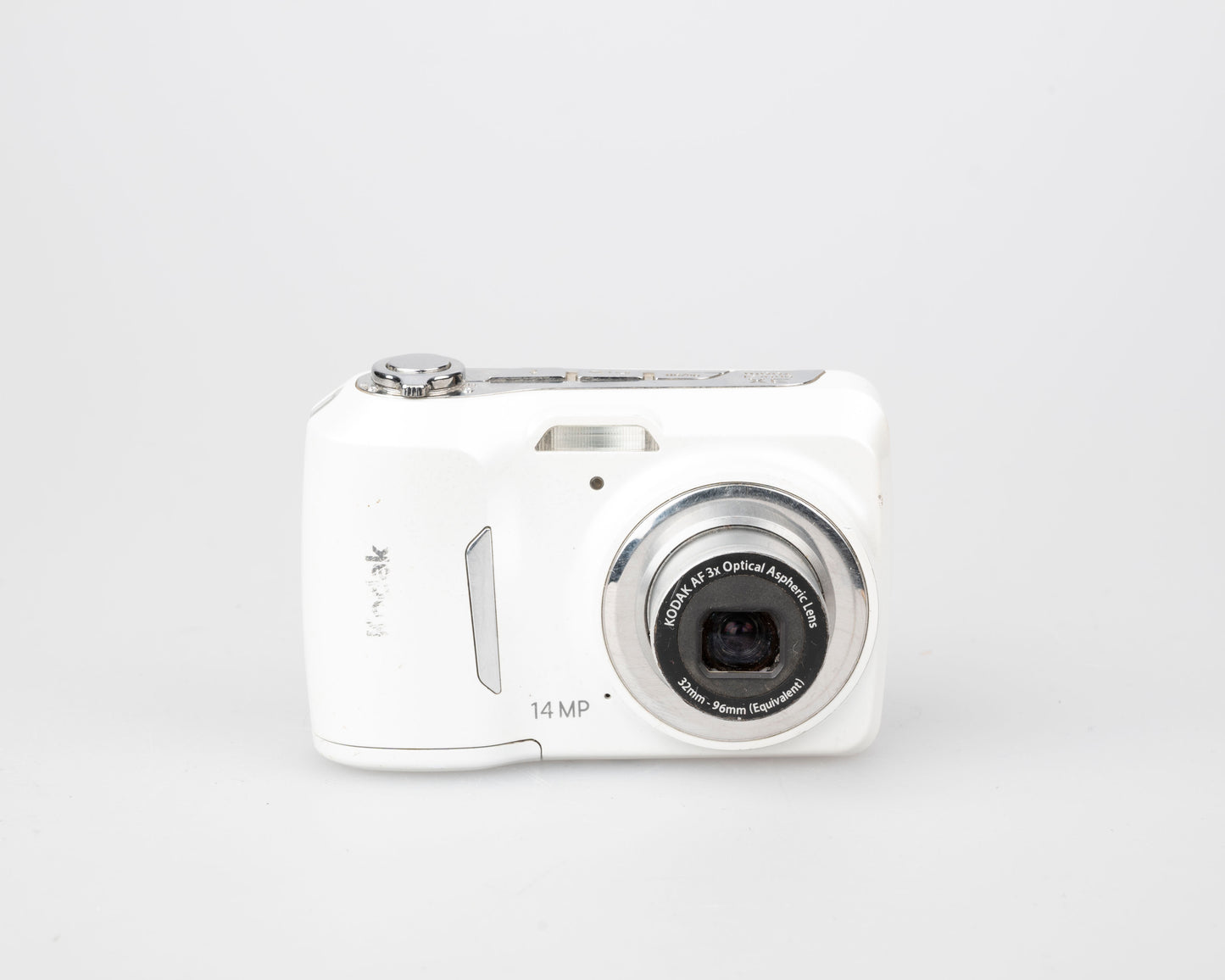 Kodak Easyshare C1530 digicam w/ 14 MP CCD sensor (uses AA batteries and SD memory cards)