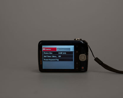 Kodak Easyshare C195 14 MP CCD sensor digicam w/ manual and USB cable (uses AA batteries and SD memory cards)
