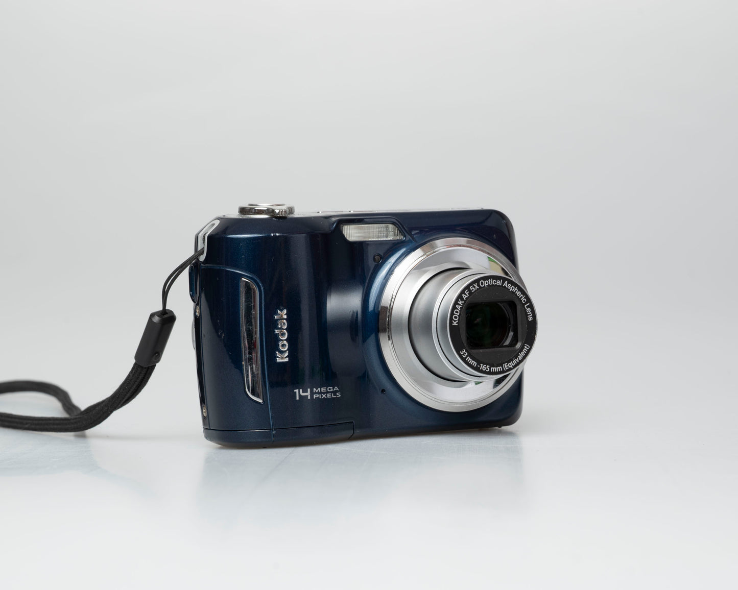 Kodak EasyShare C195 14 MP capteur CCD appareil photo numérique avec carte SD de 8 Go (numéro de série KCGNA02917709)