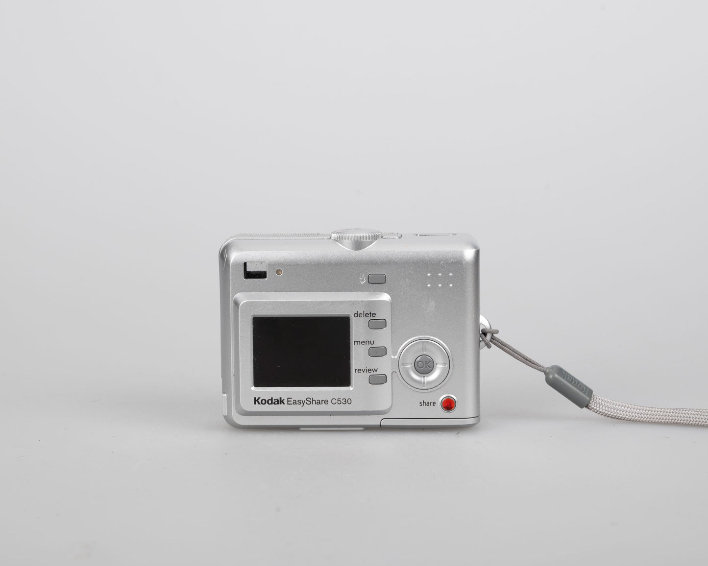 Appareil photo numérique à capteur CCD Kodak EasyShare C530 de 5 mégapixels avec carte SD de 256 Mo (utilise des piles AA)