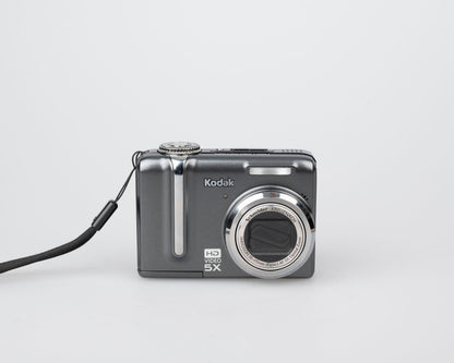 Appareil photo numérique Kodak Easyshare Z1285 avec capteur CCD 12,4 MP (utilise des piles AA et des cartes mémoire SD)