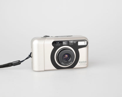 Appareil photo Konica FR735-R (alias Z-Up 70 Super) 35 mm avec étui