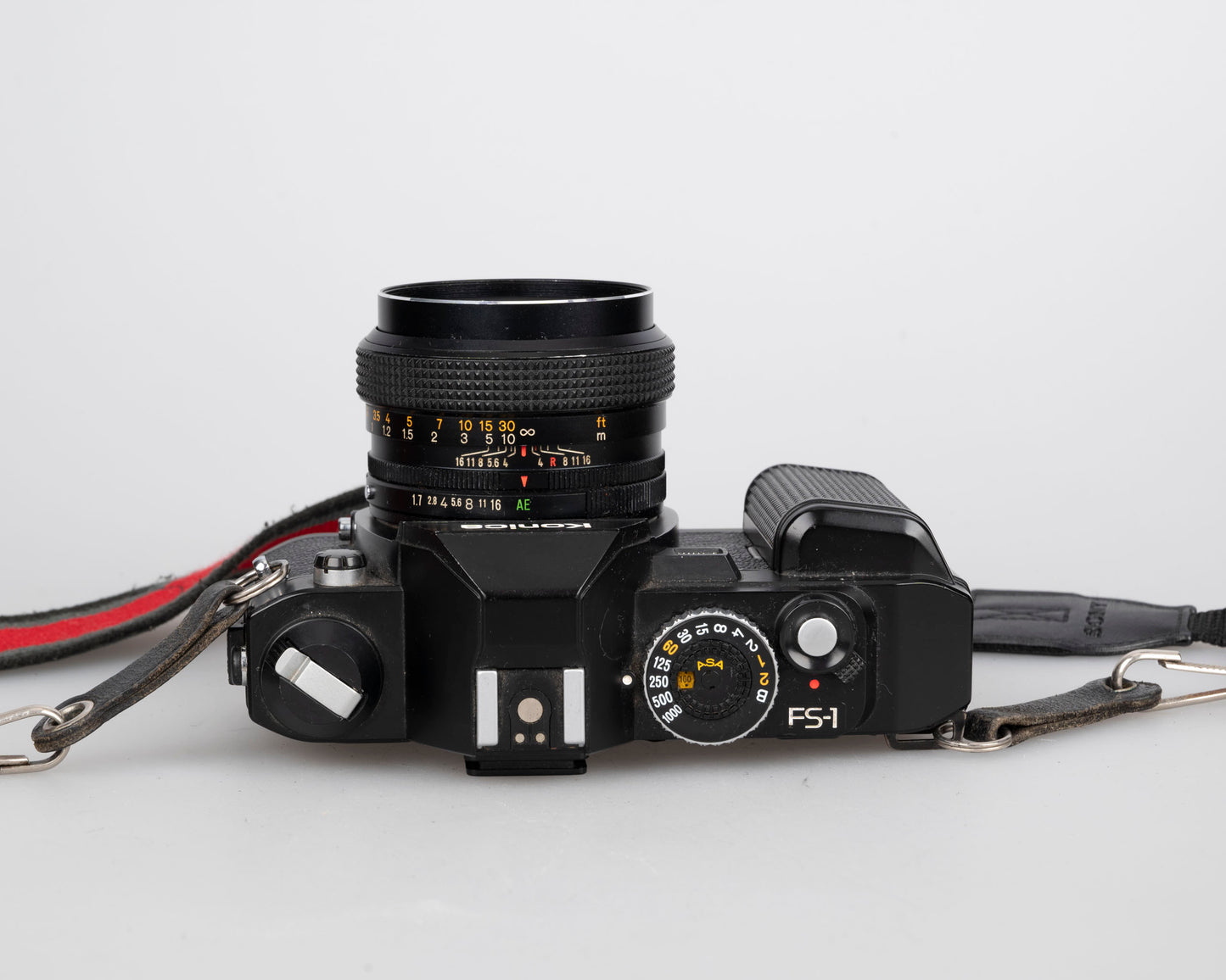 Appareil photo reflex Konica FS-1 35 mm avec objectif Hexanon AR 50 mm f1.87 (série 518843)