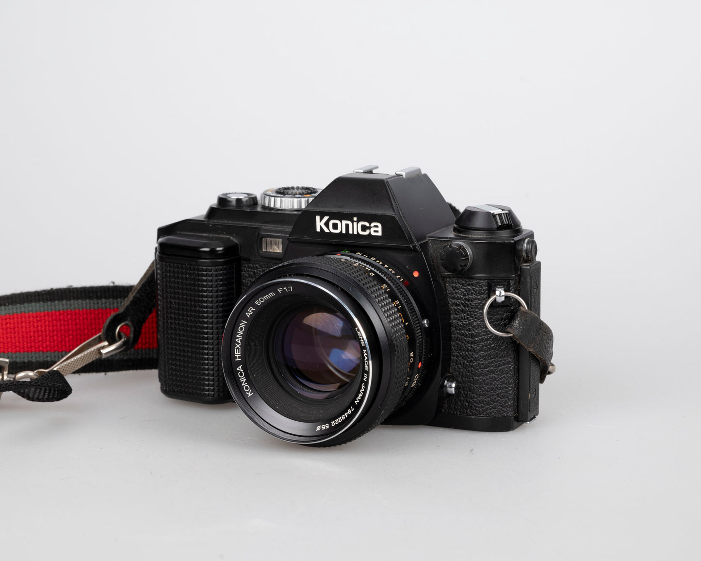 Appareil photo reflex Konica FS-1 35 mm avec objectif Hexanon AR 50 mm f1.87 (série 518843)