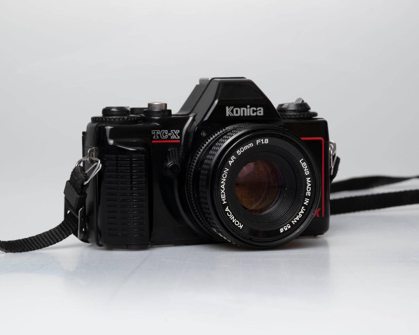 Konica TC-X appareil photo reflex 35mm avec objectif Hexanon AR 50mm f1.8 + manuel (numéro de série 268882)