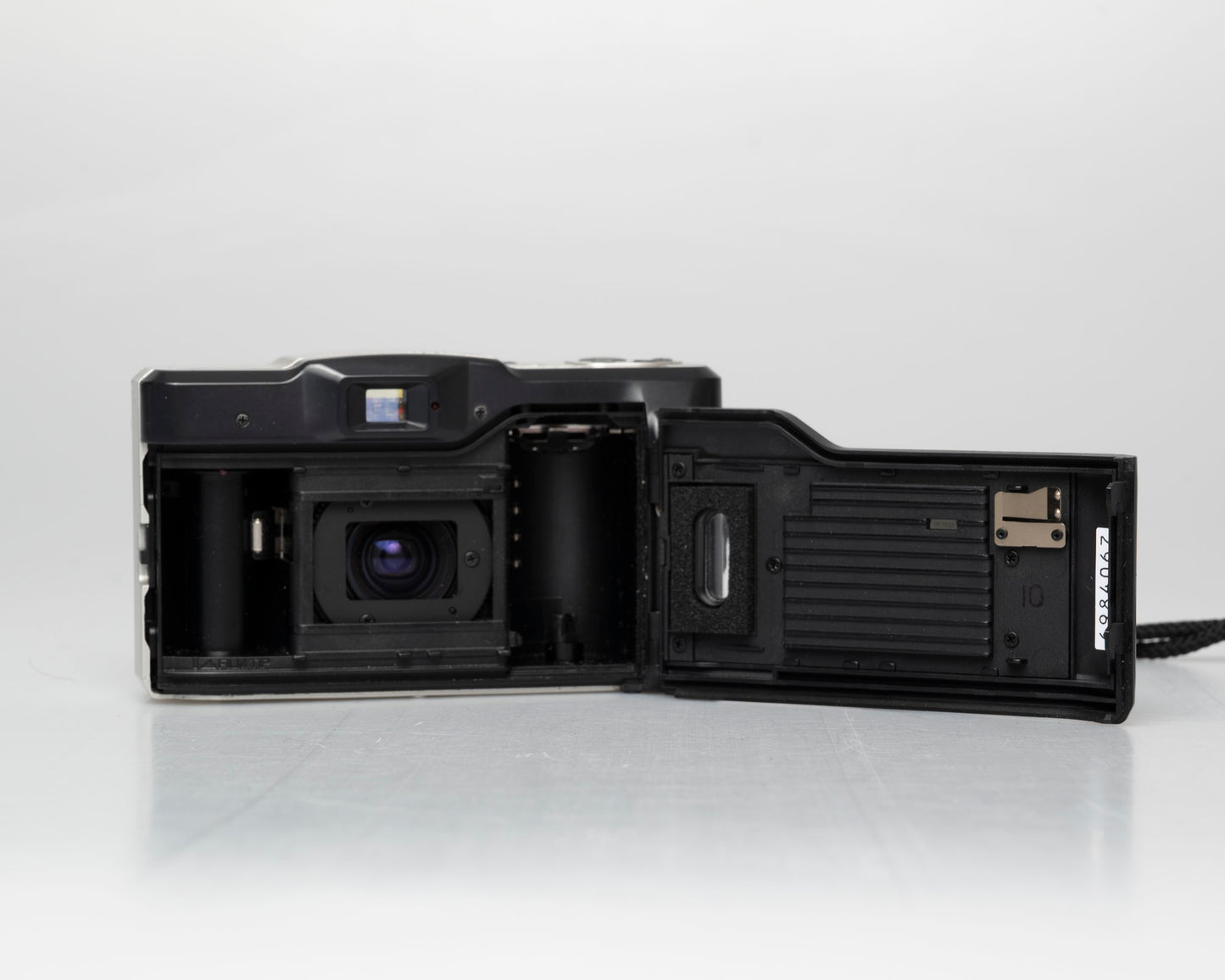 Konica Z-Up 60 35mm point-and-shoot camera w/ case (serial 6984067)