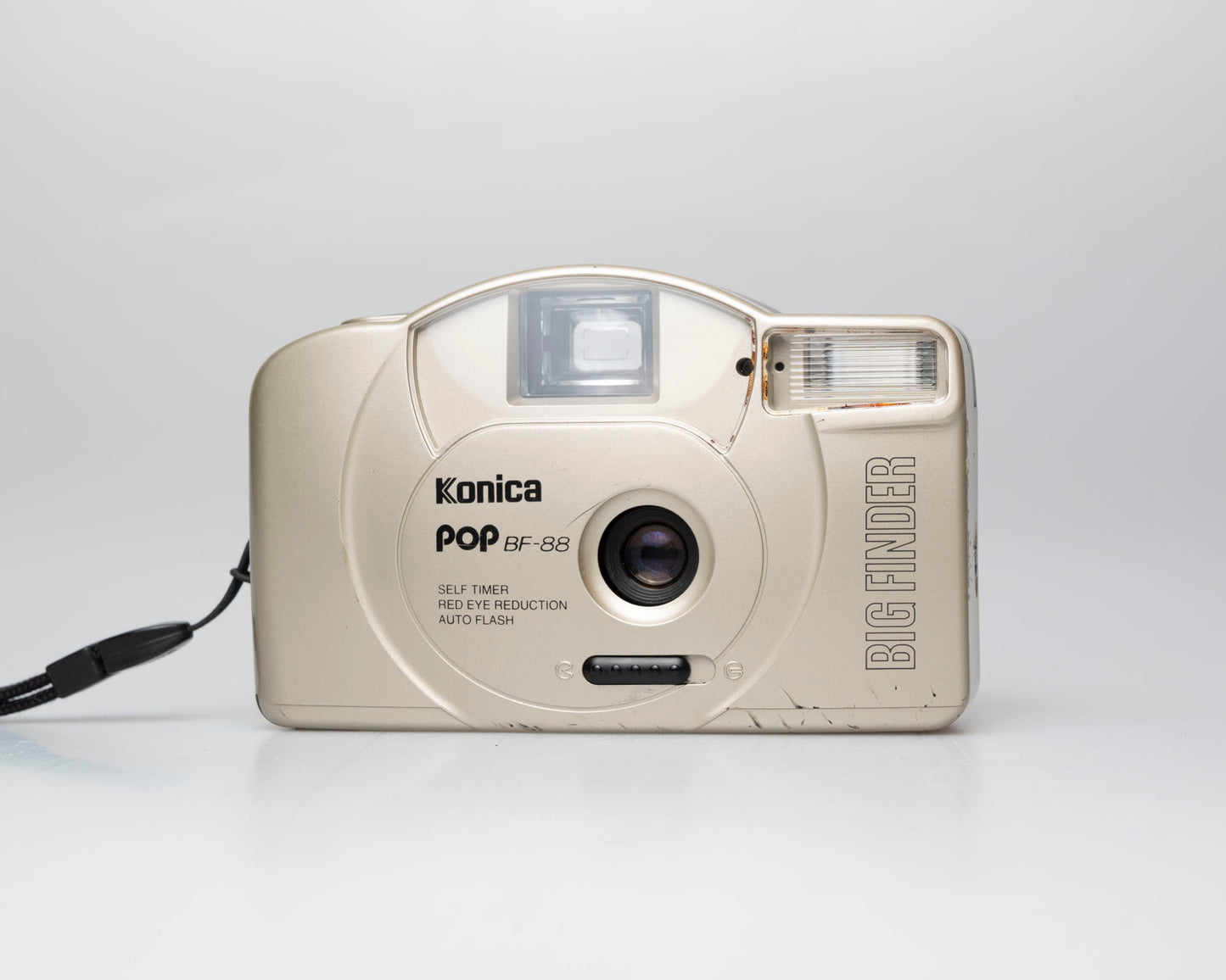 Konica Pop BF-88 35mm point-and-shoot camera (serial BI013202)