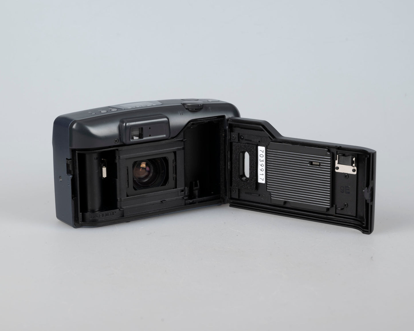 Appareil photo Konica Z-up 110 Super 35 mm avec étui (série 7039917)