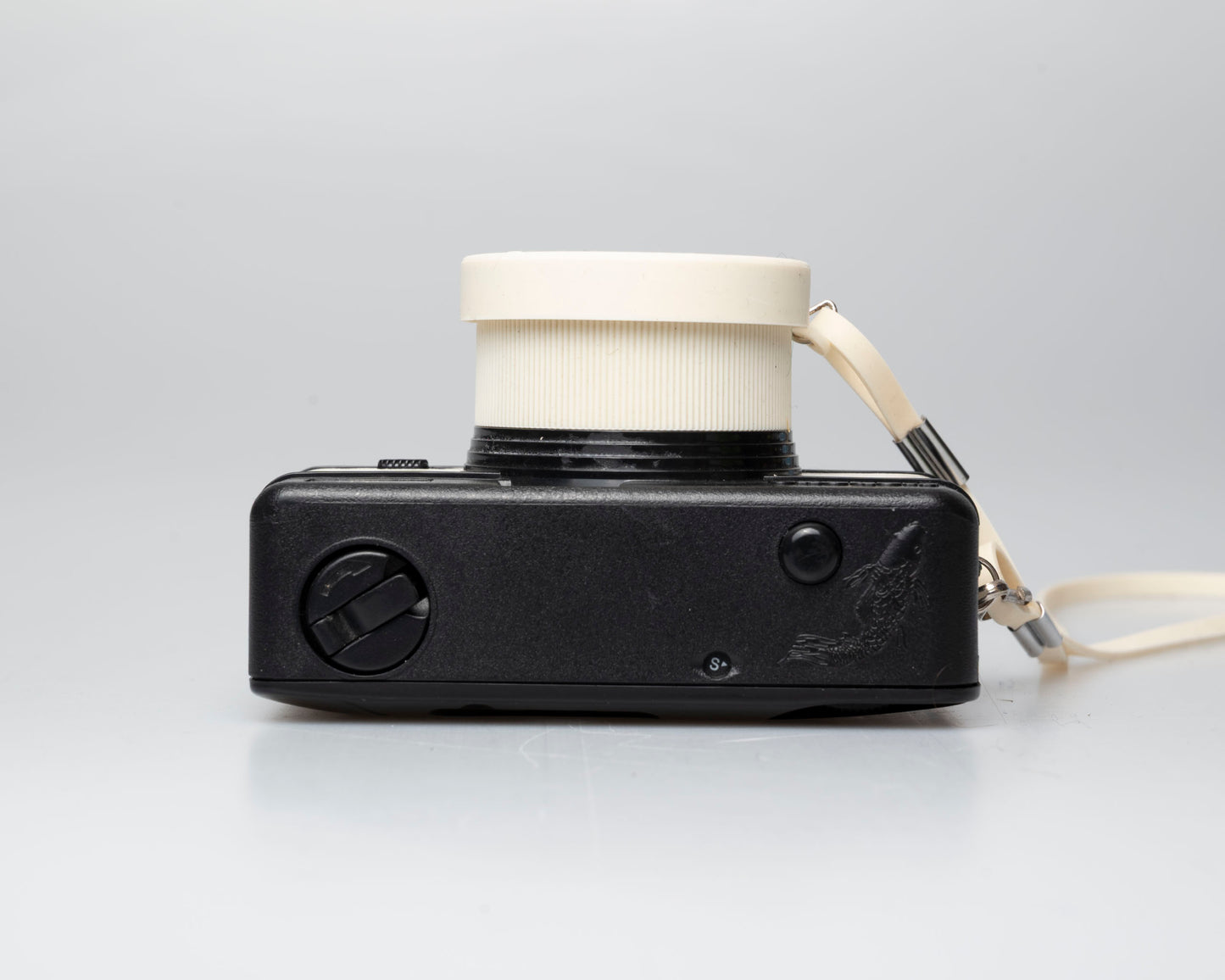 Lomography Fisheye One 35mm film camera (serial 0318558)