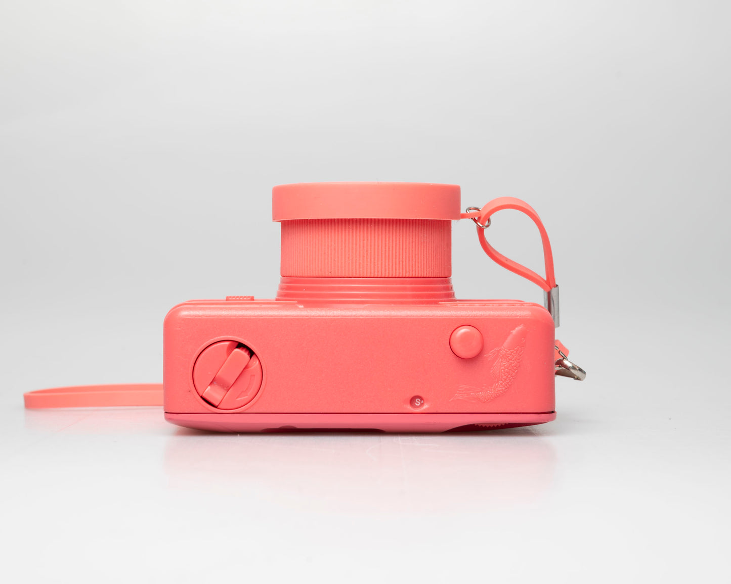 Lomography Fisheye One 35mm film camera (serial 1121342)