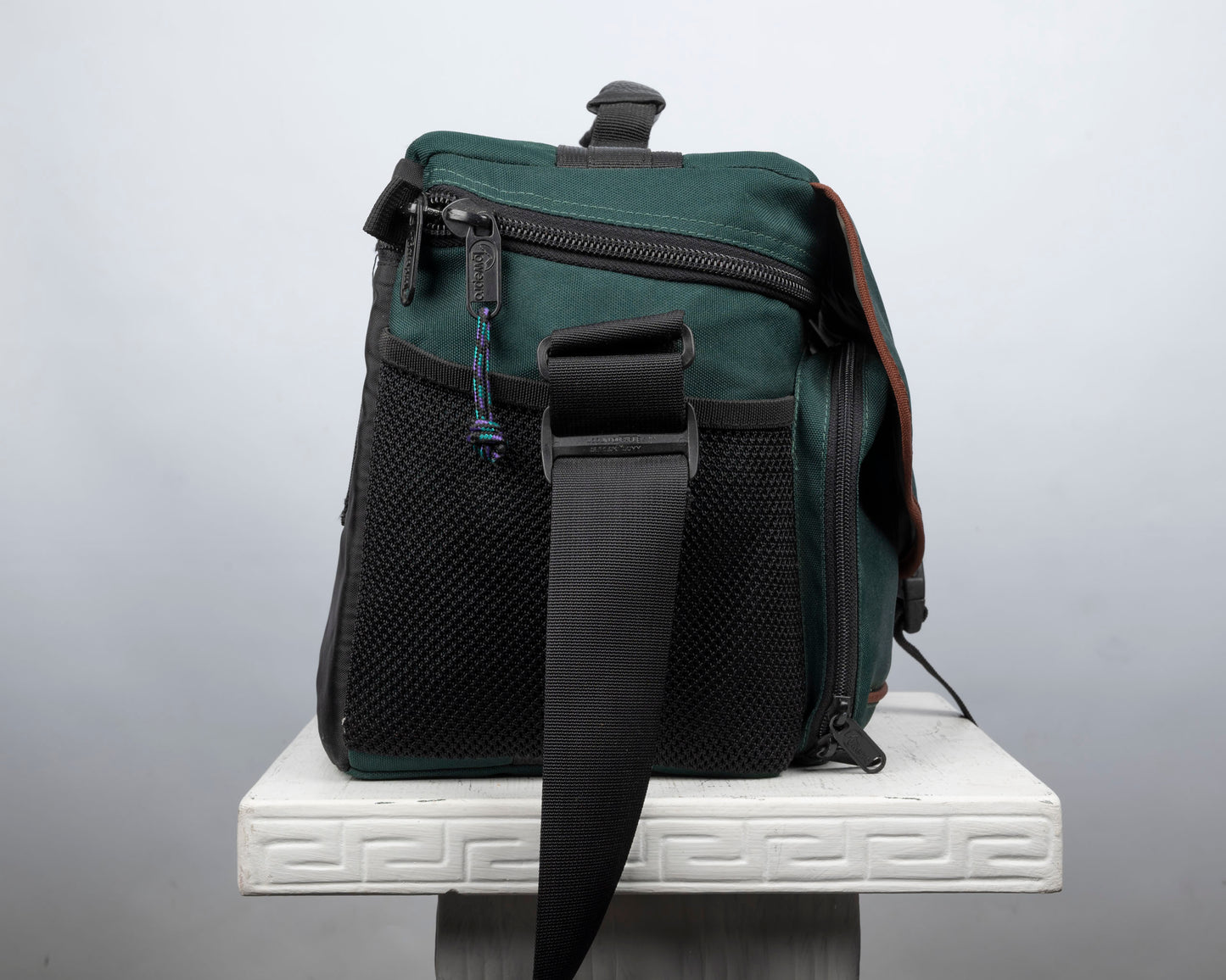 Grand sac pour appareil photo Lowepro Nova 5