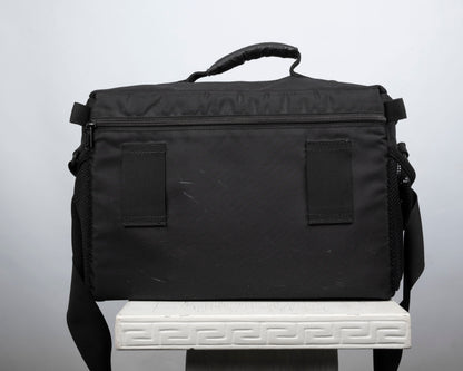 Lowepro Nova 5 grand sac pour appareil photo (noir avec bordure grise)