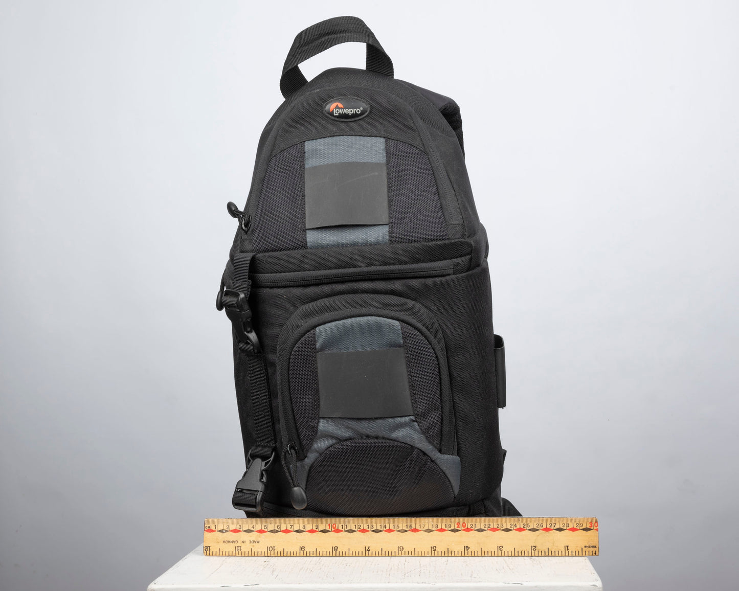 Caméra arrière Lowepro SlingShot 100 AW