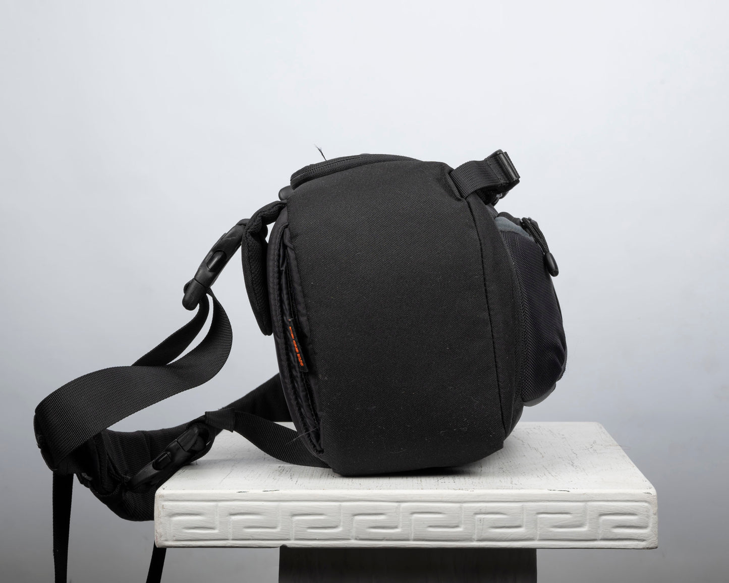 Caméra arrière Lowepro SlingShot 100 AW