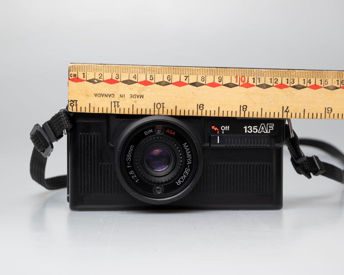 Appareil photo Mamiya 135 AF 35mm avec étui (série 1022364) | film🎞 testé
