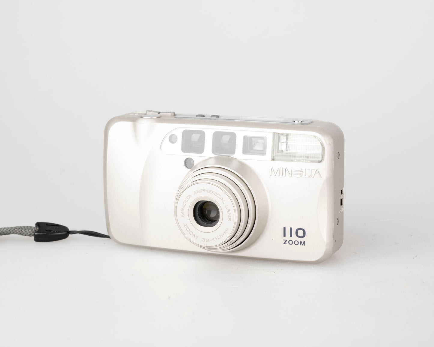 Minolta 110 Zoom ultra compact 35mm camera w/ case (serial 34332652)